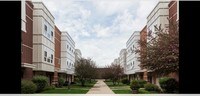 Building Photo - 3224 N Kilbourn Ave