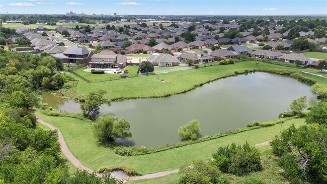 Building Photo - 1504 Sandpiper Ln