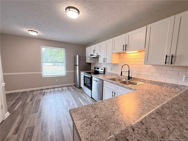 Building Photo - 4065 Professional Dr