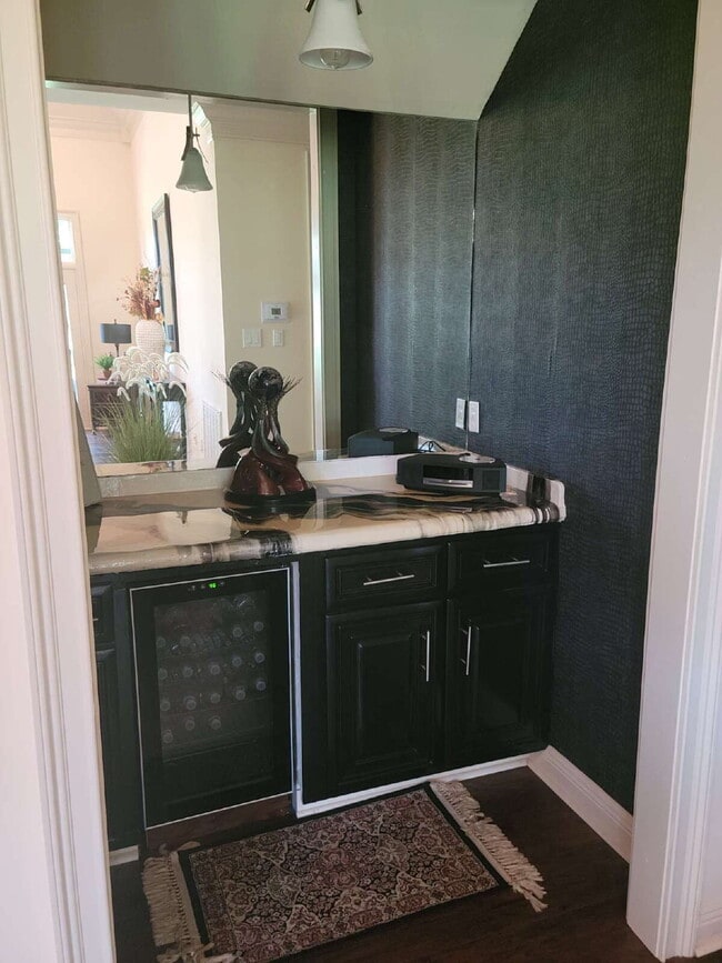 Building Photo - Experience Luxurious Living: Spacious 3-Bedroom Home with Golf Course views on Pebble Beach Drive!