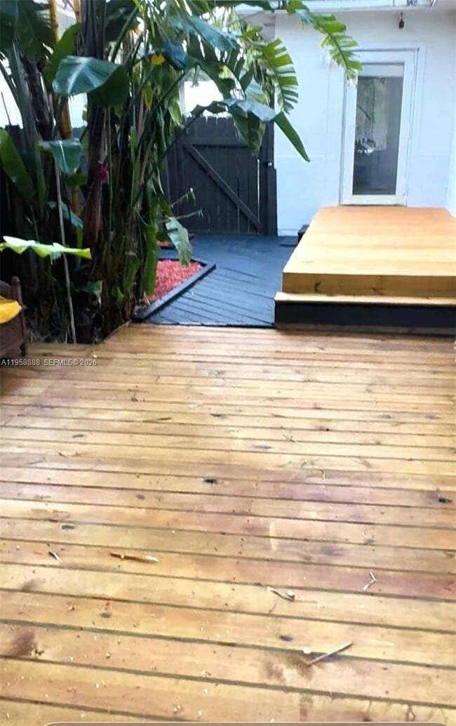 Building Photo - 759 NE 87th St