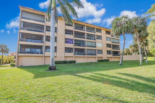 Building Photo - 1036 US-1