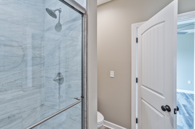 Building Photo - 611 Victoria Wy