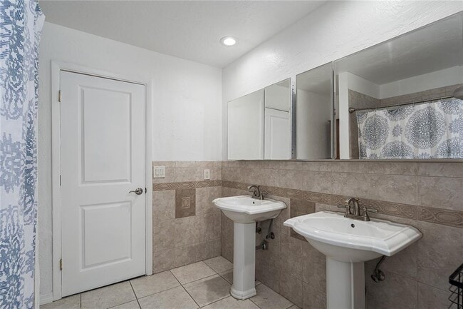 Building Photo - 4419 102nd St W