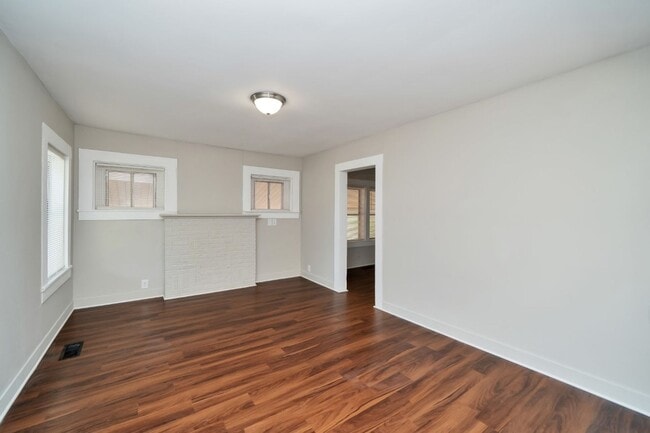 Building Photo - Newly Renovated House for Rent in Leeds, AL – 3 Bed, 2 Bath!