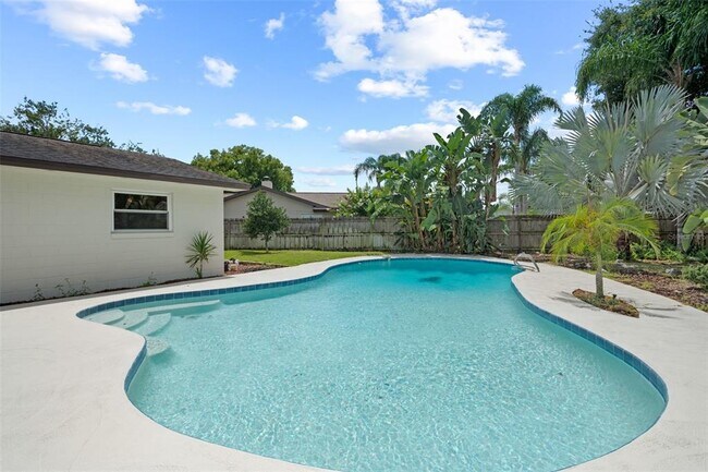 Building Photo - 3305 Arnel Ct