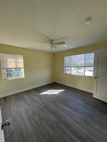 Building Photo - 3902 Westview Ave