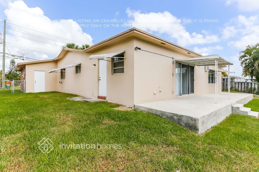 Building Photo - 1772 NW 38th St