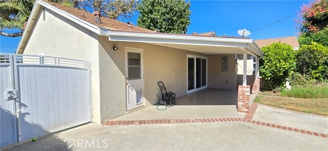 Building Photo - 3244 Hackett Ave