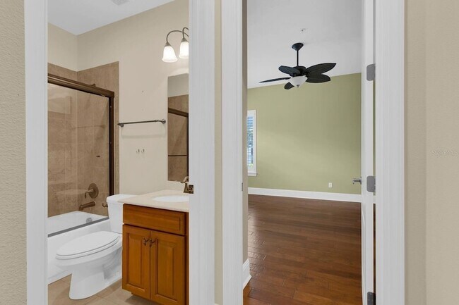 Building Photo - 2851 Dorell Ave