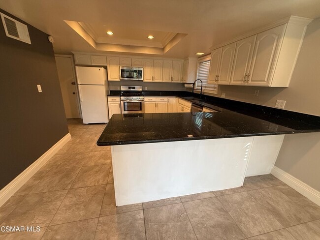 Building Photo - 748 Masterson Dr