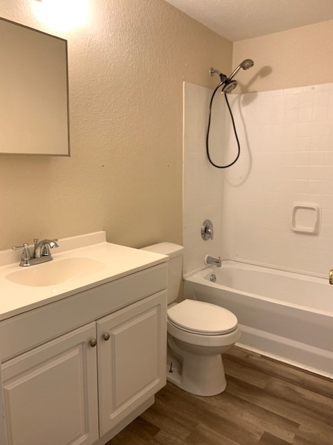 Building Photo - 15126 Pine Meadows Dr