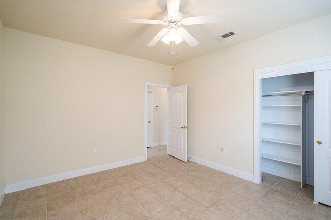 Building Photo - 110 Guadalupe Trail