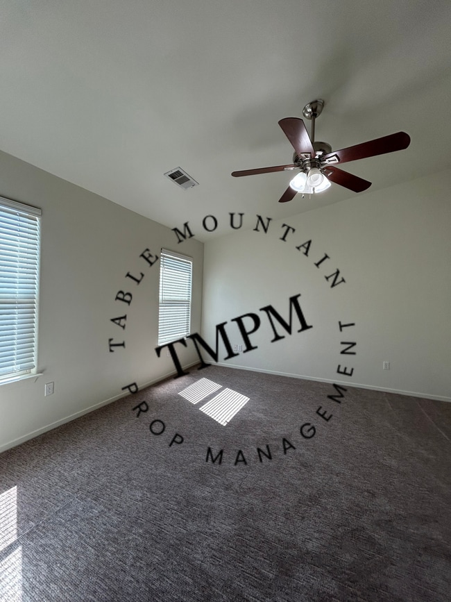 Building Photo - 111 Buck Run Dr