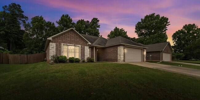 Building Photo - Hidden Acres Home for Lease!