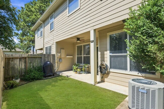 Building Photo - 930 Sterling Creek Cir