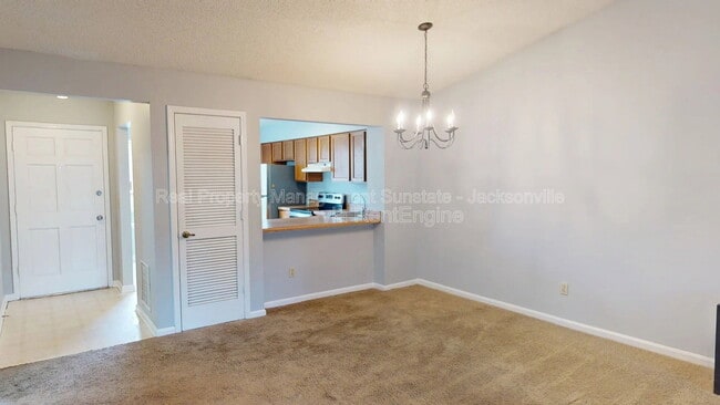 Building Photo - 11256 Windtree Dr E