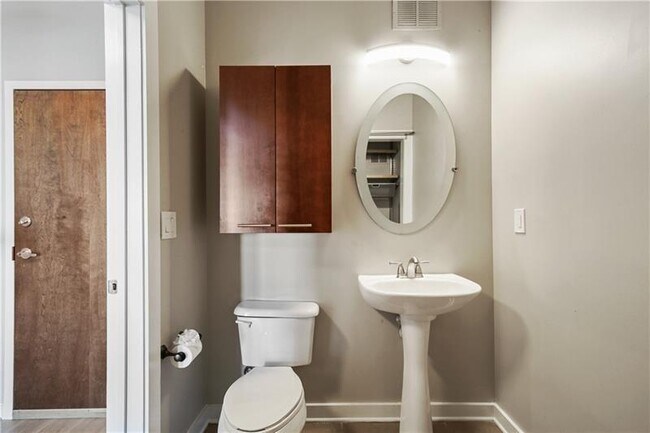 Building Photo - 232 19th St NW