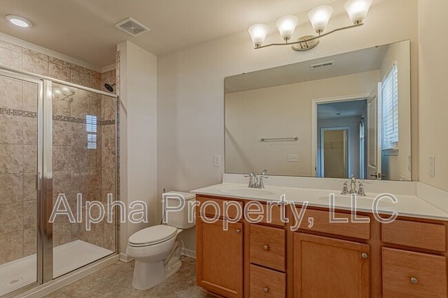 Building Photo - 308 Corday Ln