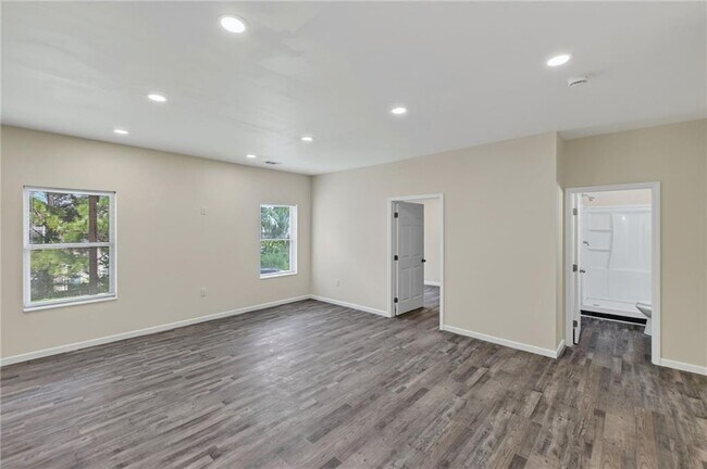 Building Photo - 160 Janney Cir