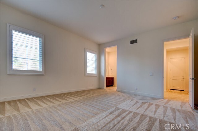 Building Photo - 120 Nest Pine