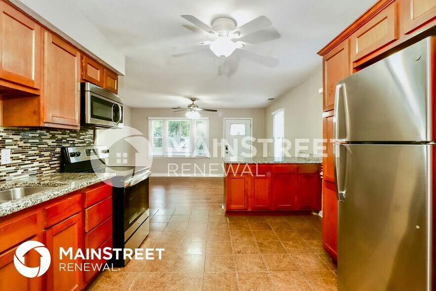 Building Photo - 4213 Searcy Ln