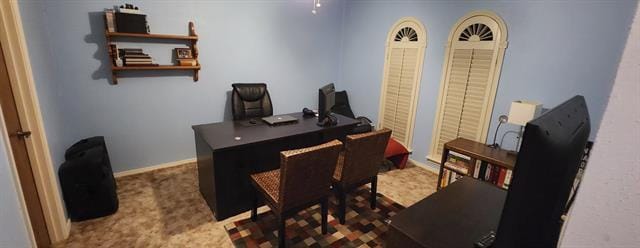 Building Photo - 2721 Knollwood Ct