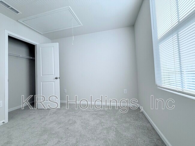 Building Photo - 354 Apricot Sun Wy