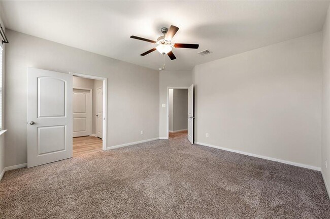 Building Photo - 817 Liberty Meadows Dr