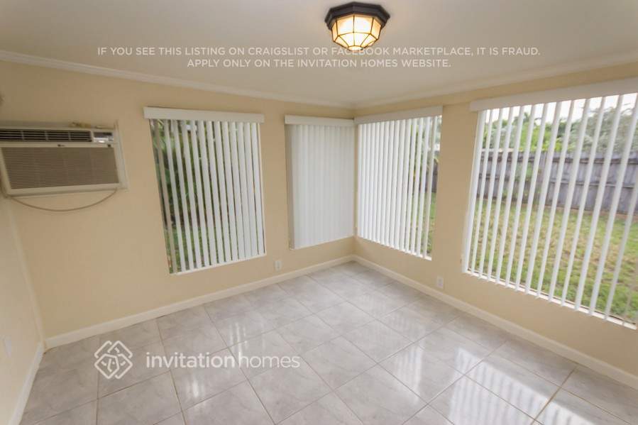 Building Photo - 4870 Poseidon Pl