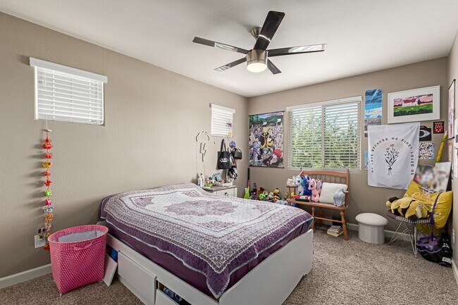 Building Photo - STUNNING 2 story home in Mesa! Plenty of s...