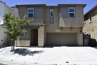 Building Photo - 1655 Lion St