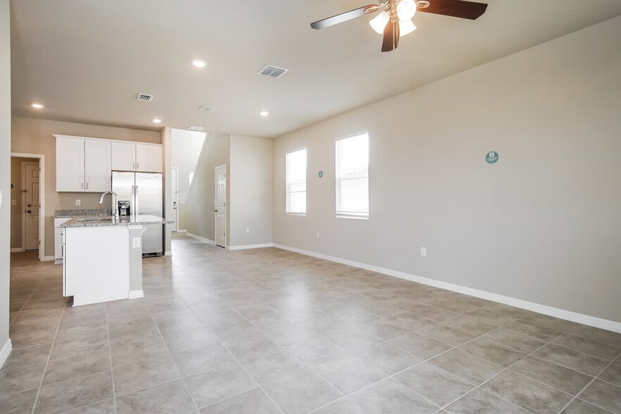 Building Photo - 2507 Gold Dust Dr