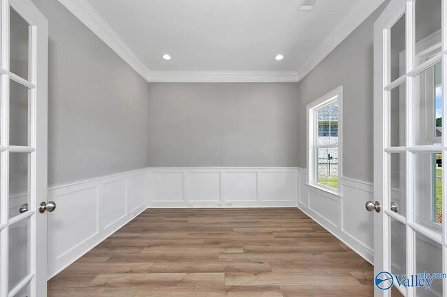 Building Photo - 16535 Hamilton Pl
