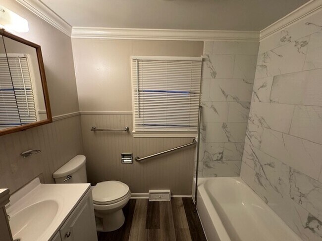 Building Photo - 102 Wheeler Dr