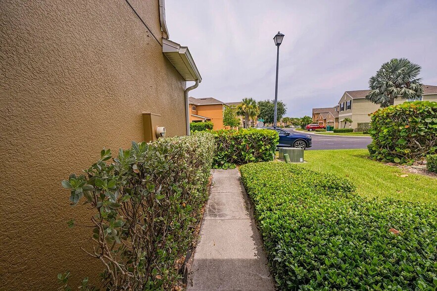 Building Photo - 3701 Titanic Cir