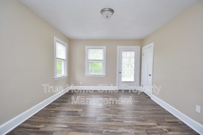 Building Photo - 3762 Vine St