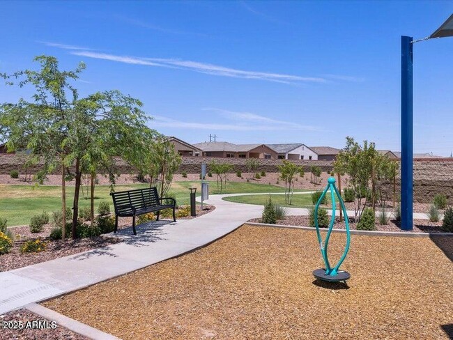 Building Photo - 41740 W Sonoran Trail