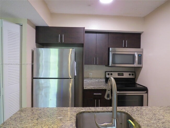 Building Photo - 5760 Rock Island Rd