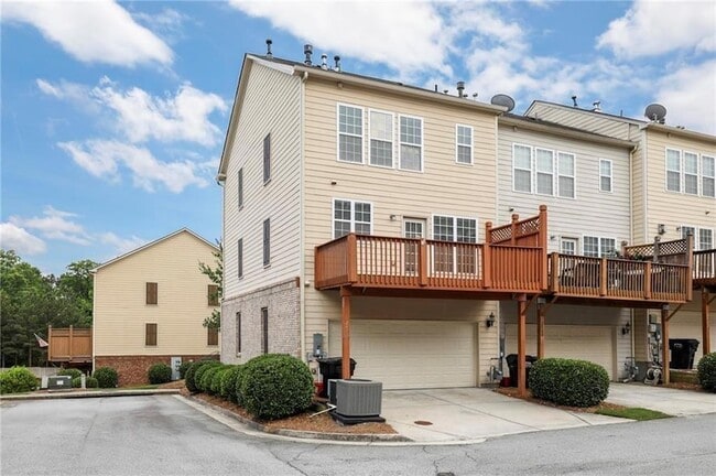 Building Photo - 2470 Natoma Ct SE