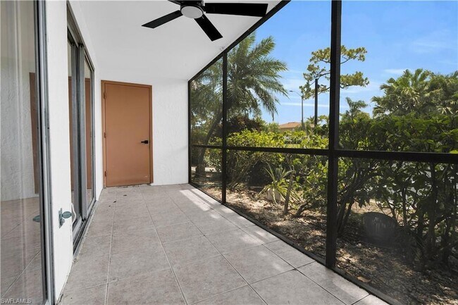 Building Photo - 5713 Foxlake Dr