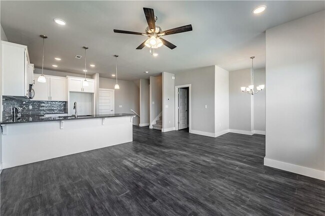 Building Photo - 2179 W Million Ln