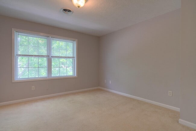 Building Photo - 3324-3342 Yellow Sulphur Road