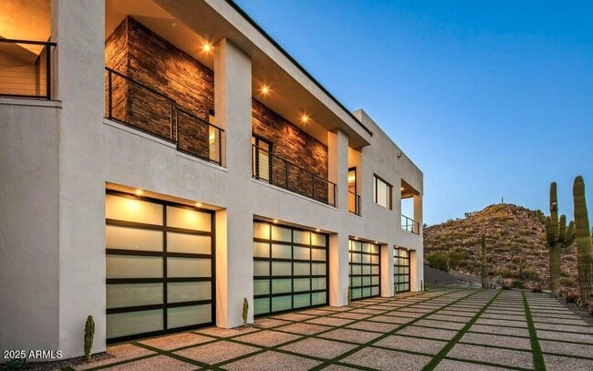 Building Photo - 4880 E Lone Mountain Rd N