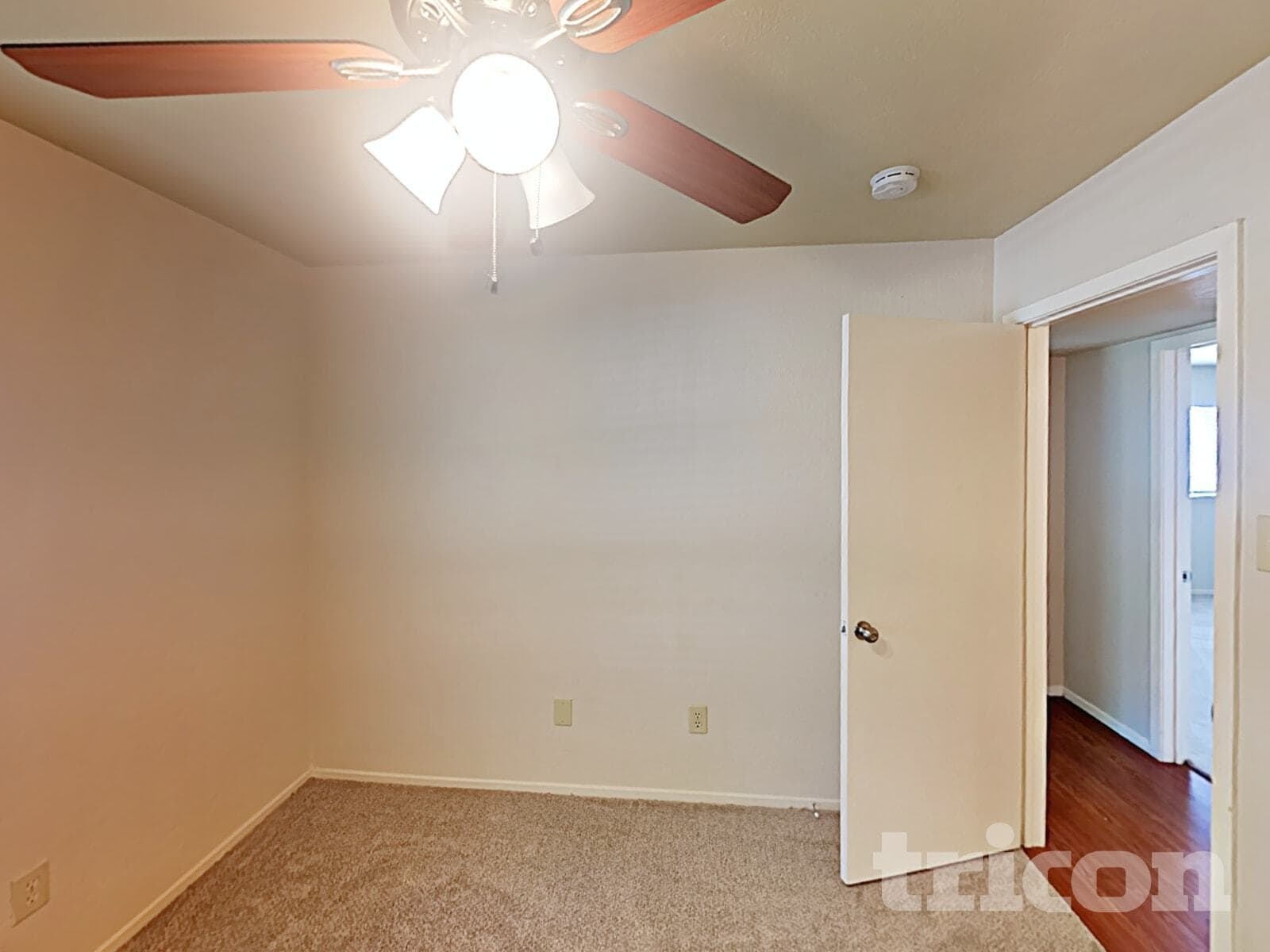 Building Photo - 1226 Meadow Creek Dr
