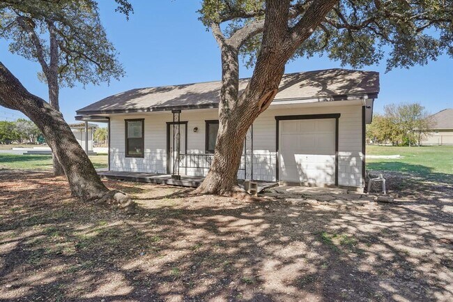Building Photo - 1739 Starwood Dr