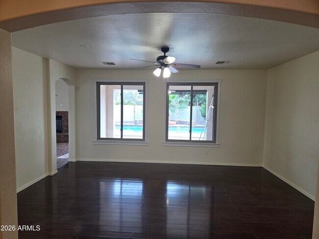 Building Photo - 7809 S 18th Way