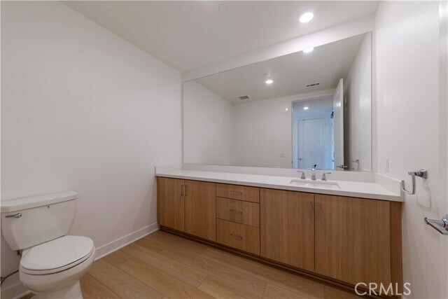 Building Photo - 2207 Rivington
