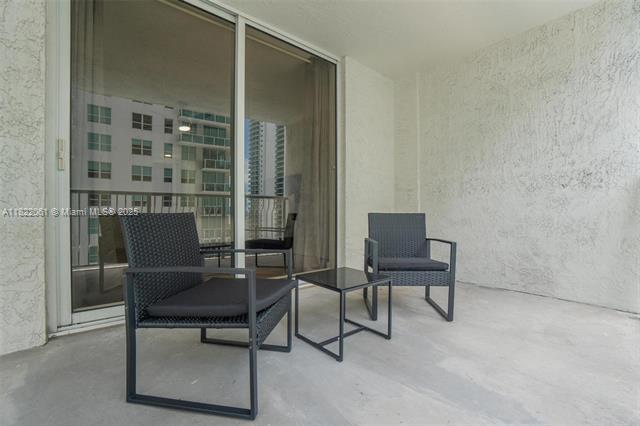 Building Photo - 1200 Brickell Bay Dr