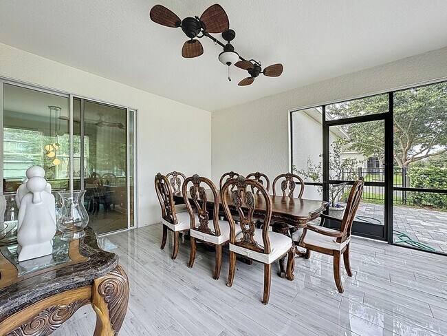 Building Photo - FURNISHED 4 Bedroom House + Office + Home ...